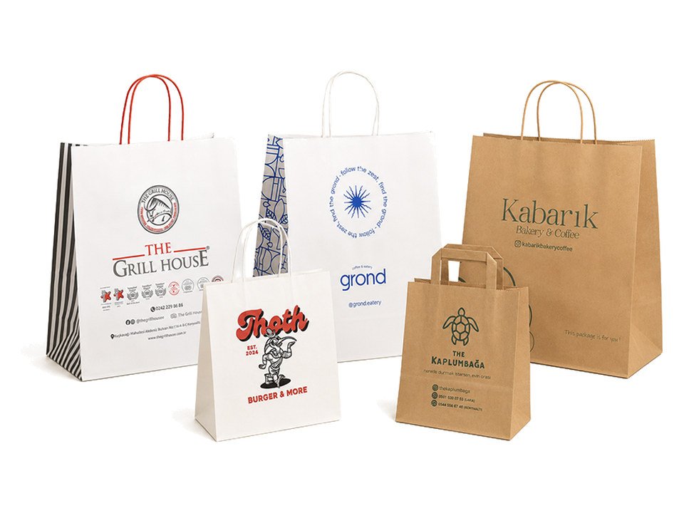 Burgu saplı beyaz ve kraft kâğıt çantalar